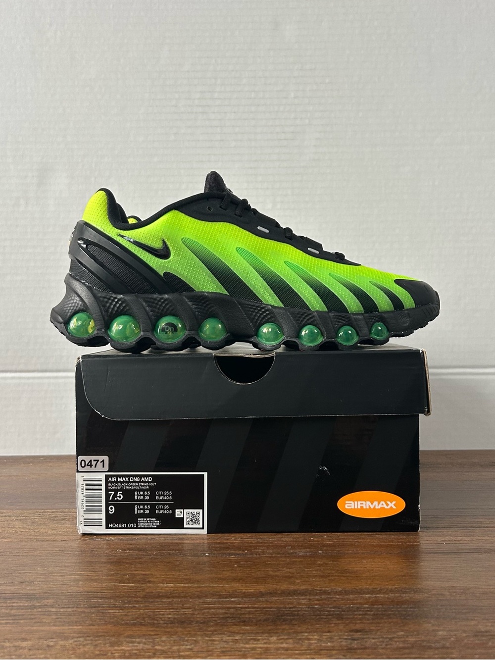 Nike Air Max Dn8 Black Green Strike M7.5/W9